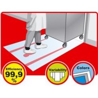 Klebematten fjerner smuss fra trallehjul